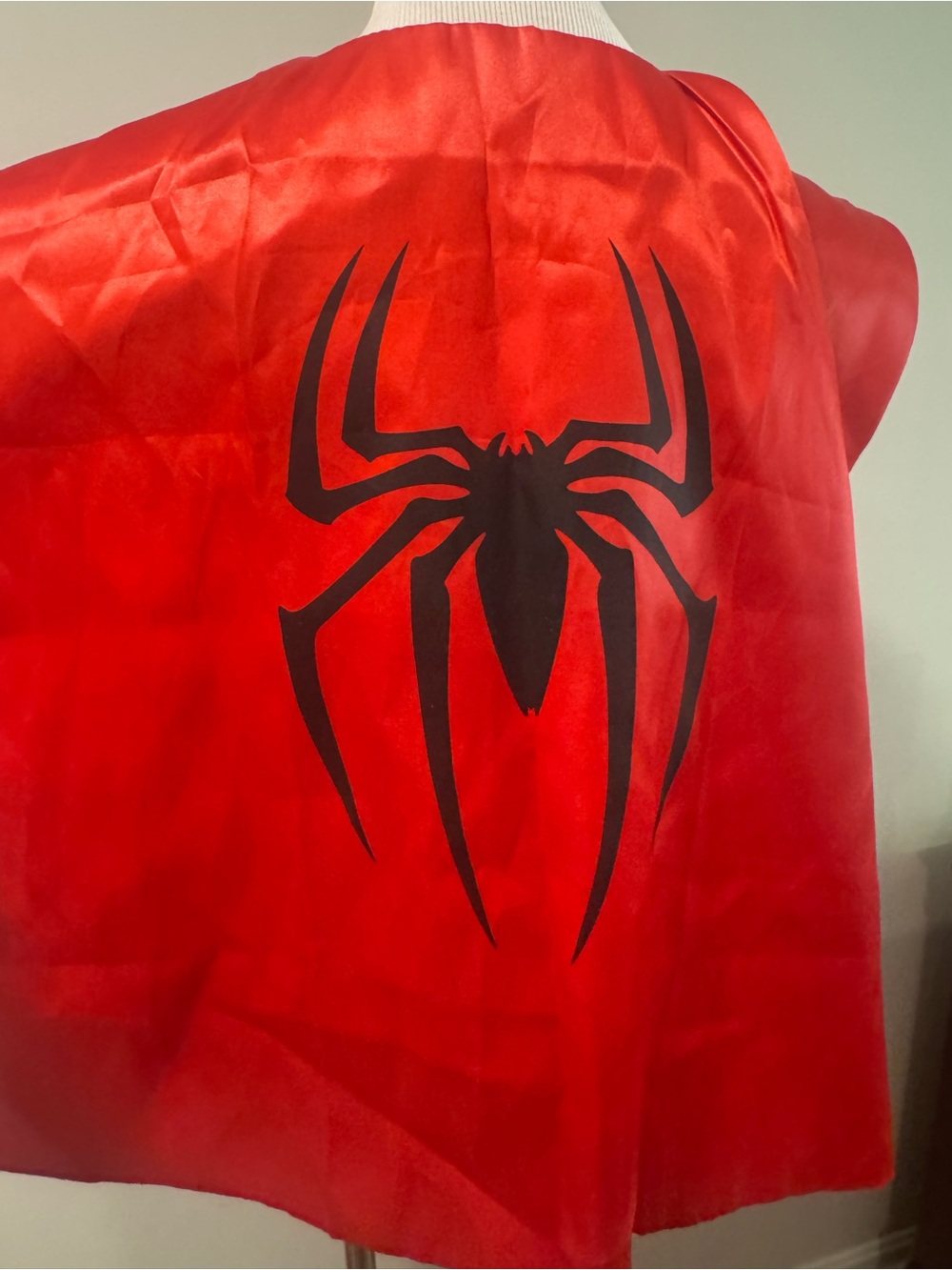 Kids Superhero Masks and Capes Set - Marvel Superheroes including Spiderman Hulk - Picture 9 of 13